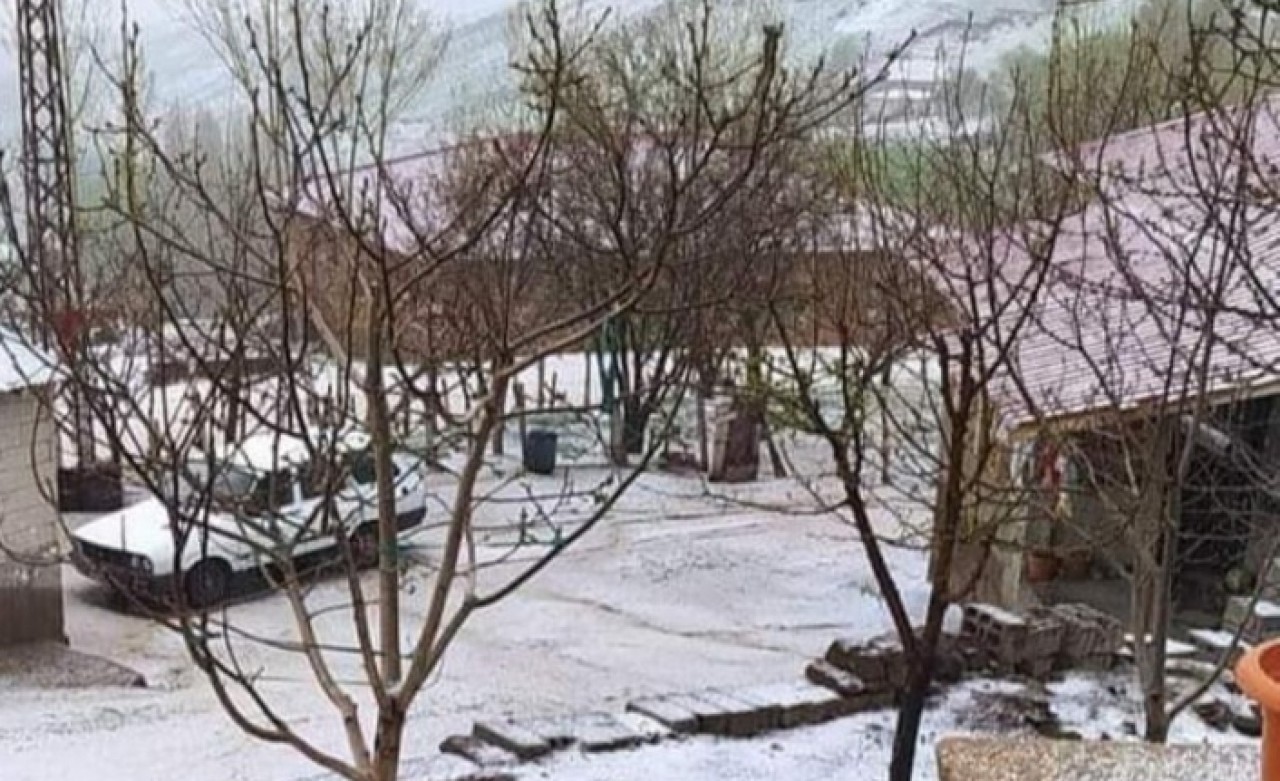 Mayısta kar sürprizi, büyük sevinç yaşadılar