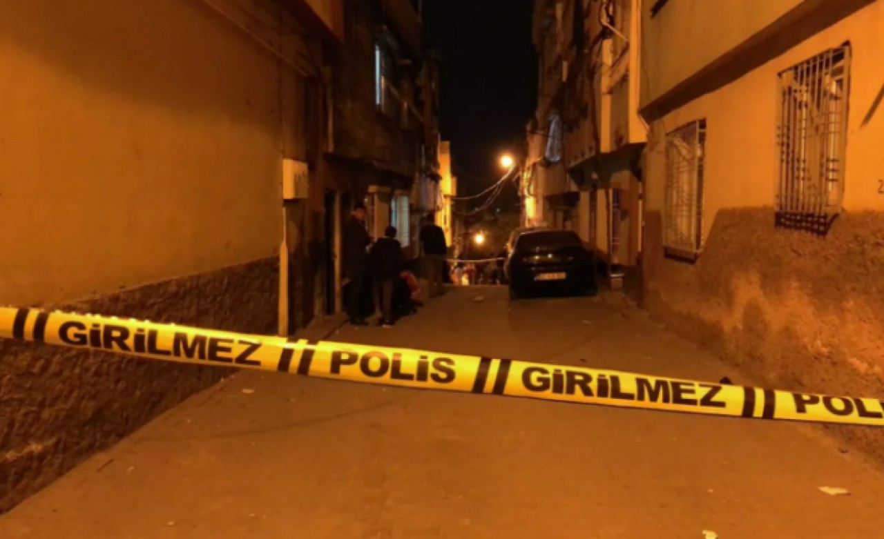 Fatura kavgasında kan aktı! Ev sahibi, kiracısını öldürdü