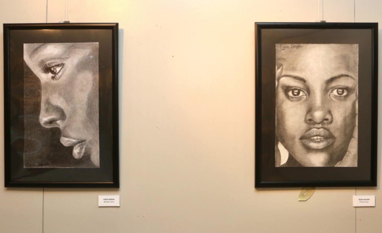 ‘SİYAH VE BEYAZ’ AKSM’DE SANATSEVERLERLE BULUŞTU