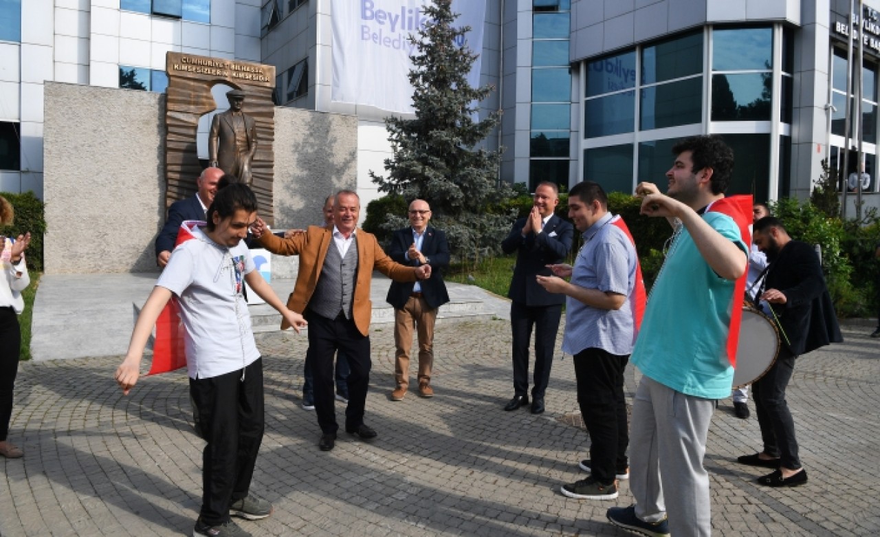 ENGEL TANIMAYANLARIN GÜNÜ ETKİNLİKLERLE KUTLANDI