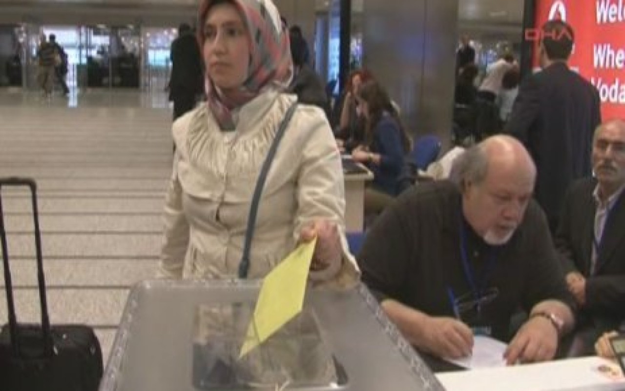 İstanbul'da ilk oylar kullanıldı
