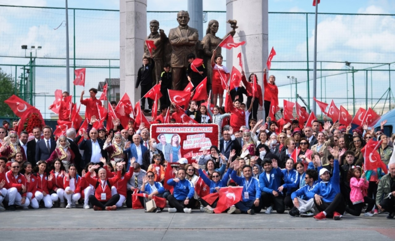Büyükçekmecede 103 yılı büyük coşkuyla kutlandı