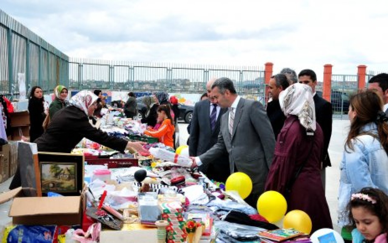 GALİP BALKAR İLKÖĞRETİM OKULU YILSONU KERMESİ AÇTI