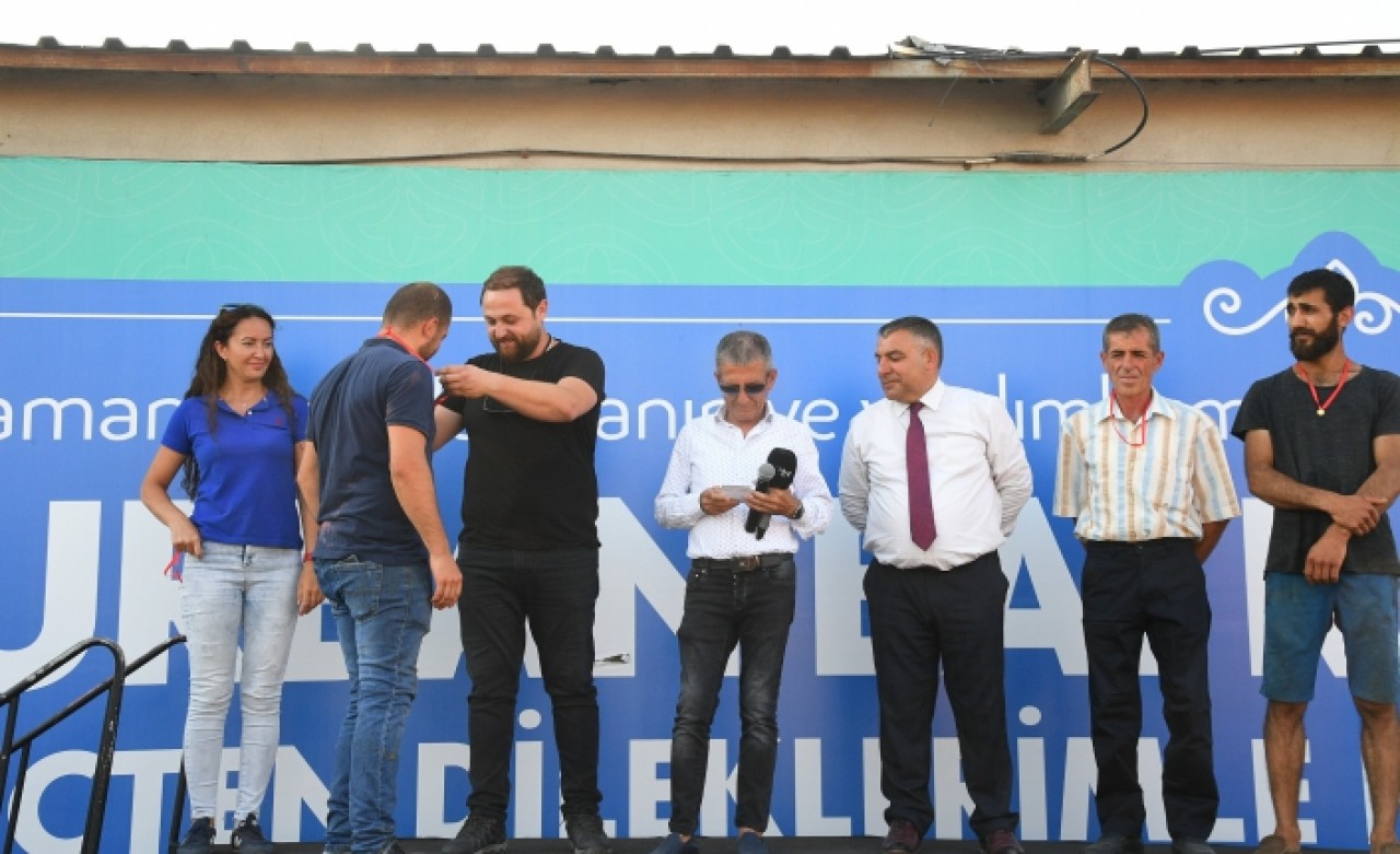 BEYLİKDÜZÜ’NÜN EN TEMİZ KURBAN ÇADIRLARI ÖDÜLLENDİRİLDİ