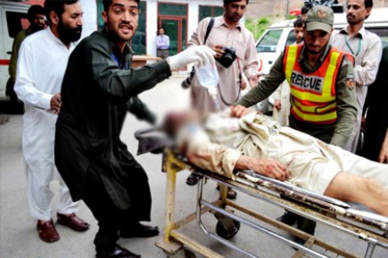 Taliban Pakistan'ı vurdu