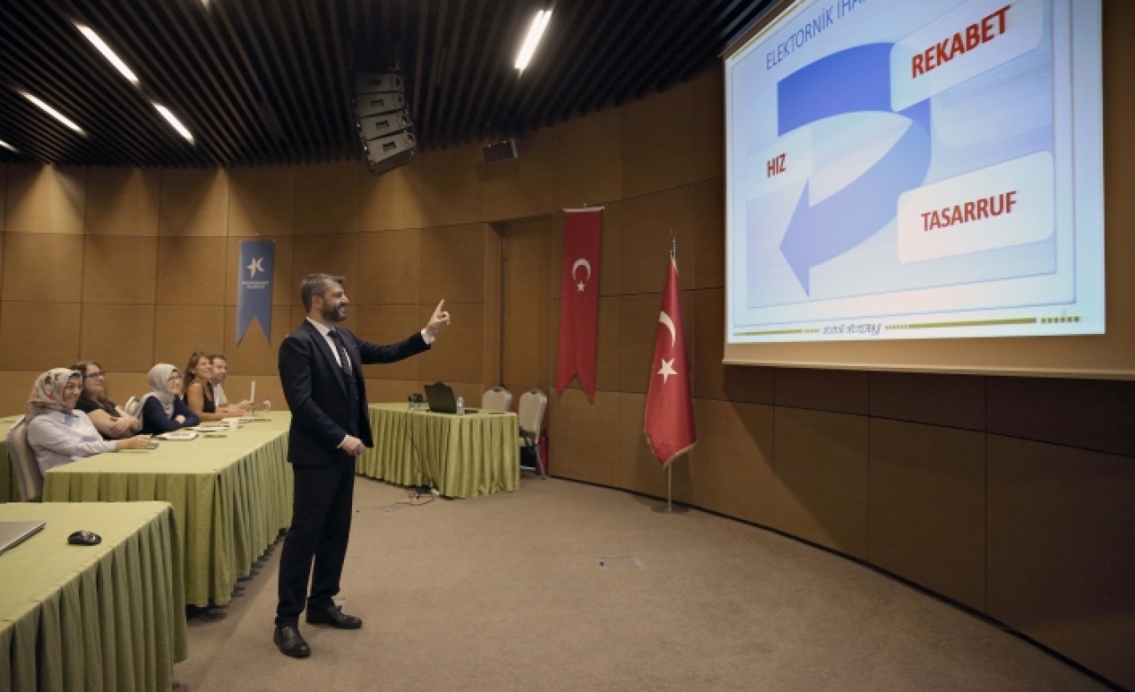 BELEDİYE PERSONELİNE ELEKTRONİK İHALE EĞİTİMİ