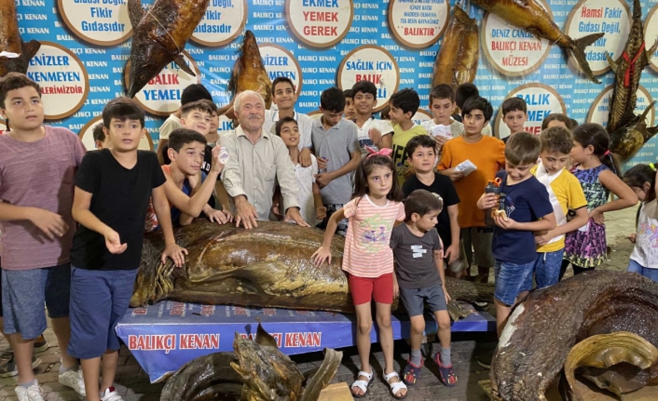 TÜRKİYE DENİZ CANLILARI MÜZESİ YARIM ASIRDIR MİLYONLARCA KİŞİYİ AĞIRLADI