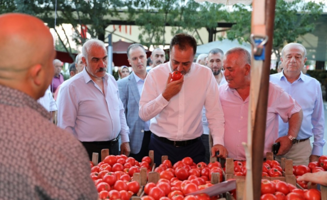 SİLİVRİ’DE EN GÜZEL DOMATESLER YARIŞTI