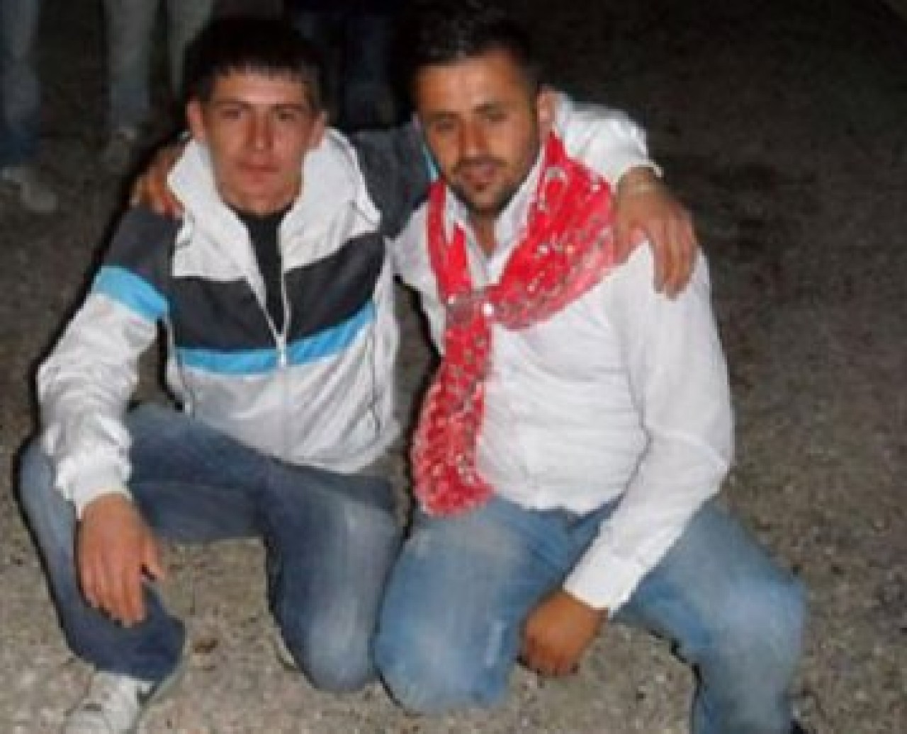 Paket göndermeye hazırlanıyordu