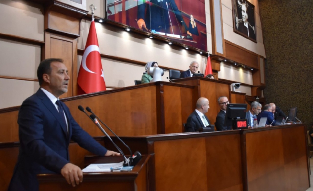 YILMAZ’DAN MUHALEFETE: “9 AY DEĞİL 99 AY GEÇSE İKTİDAR OLAMAZSINIZ”