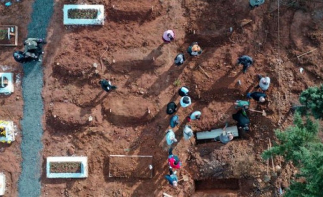 İstanbulda mezar ücretlerine zam