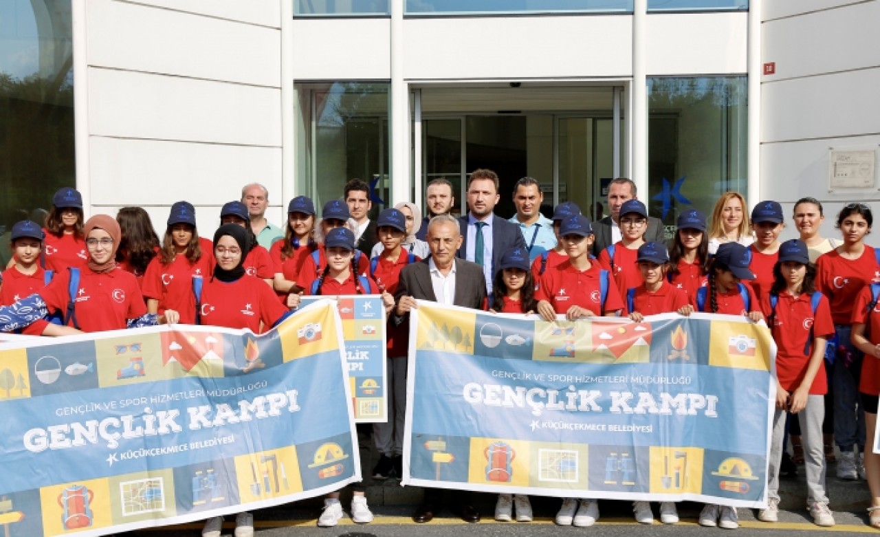 KÜÇÜKÇEKMECELİ GENÇLER GENÇLİK KAMPI’NDA BULUŞTU