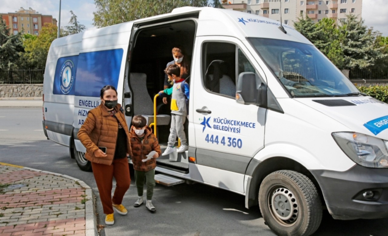 KÜÇÜKÇEKMECE’DE ULAŞIMDA ENGEL YOK