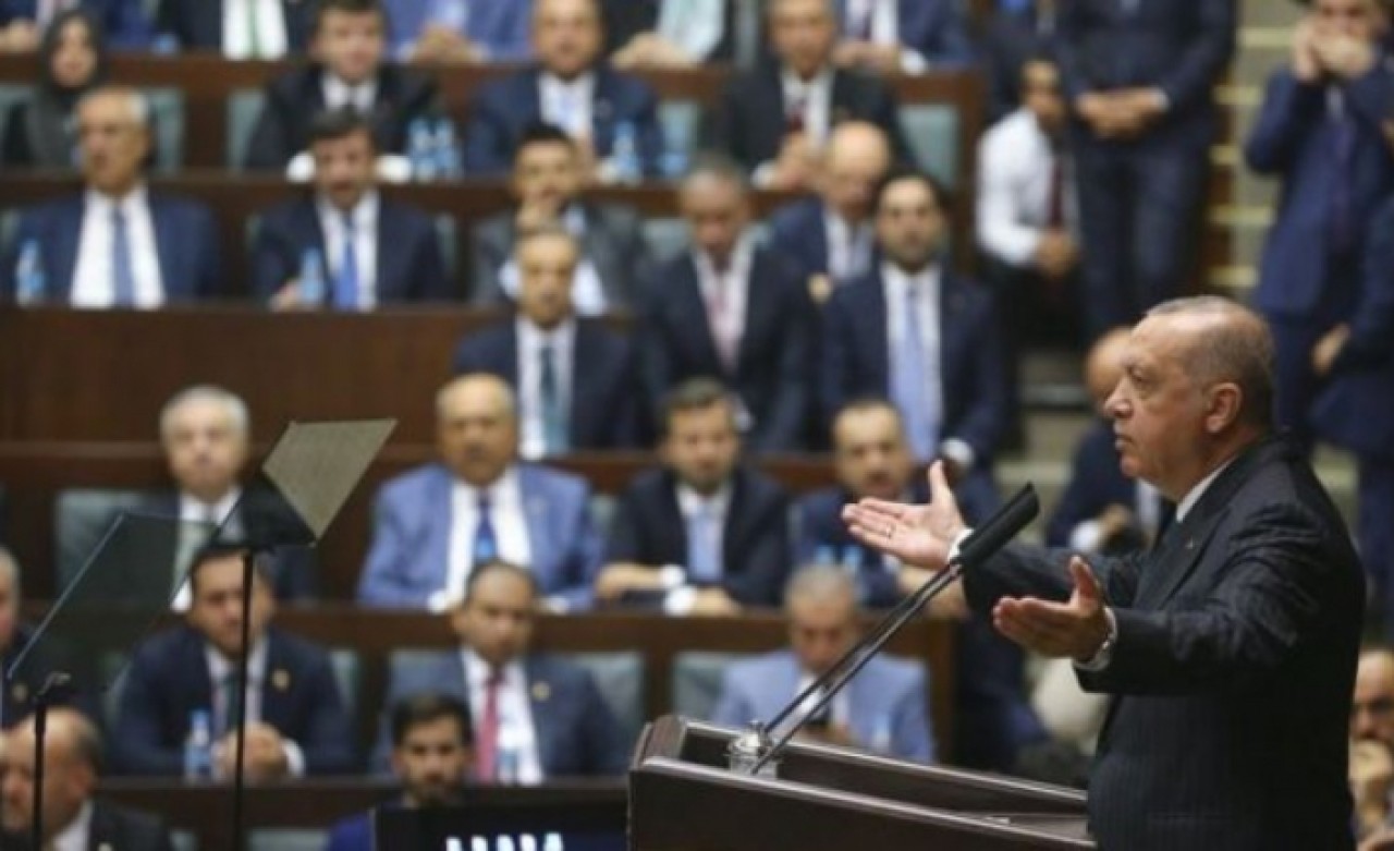 Erdoğan talimatı verdi: AKP kadrolarının yarısı değişecek