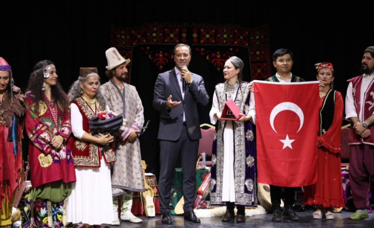 TÜMATA GRUBU’NDAN TÜRK RUHUNU YANSITAN KONSER