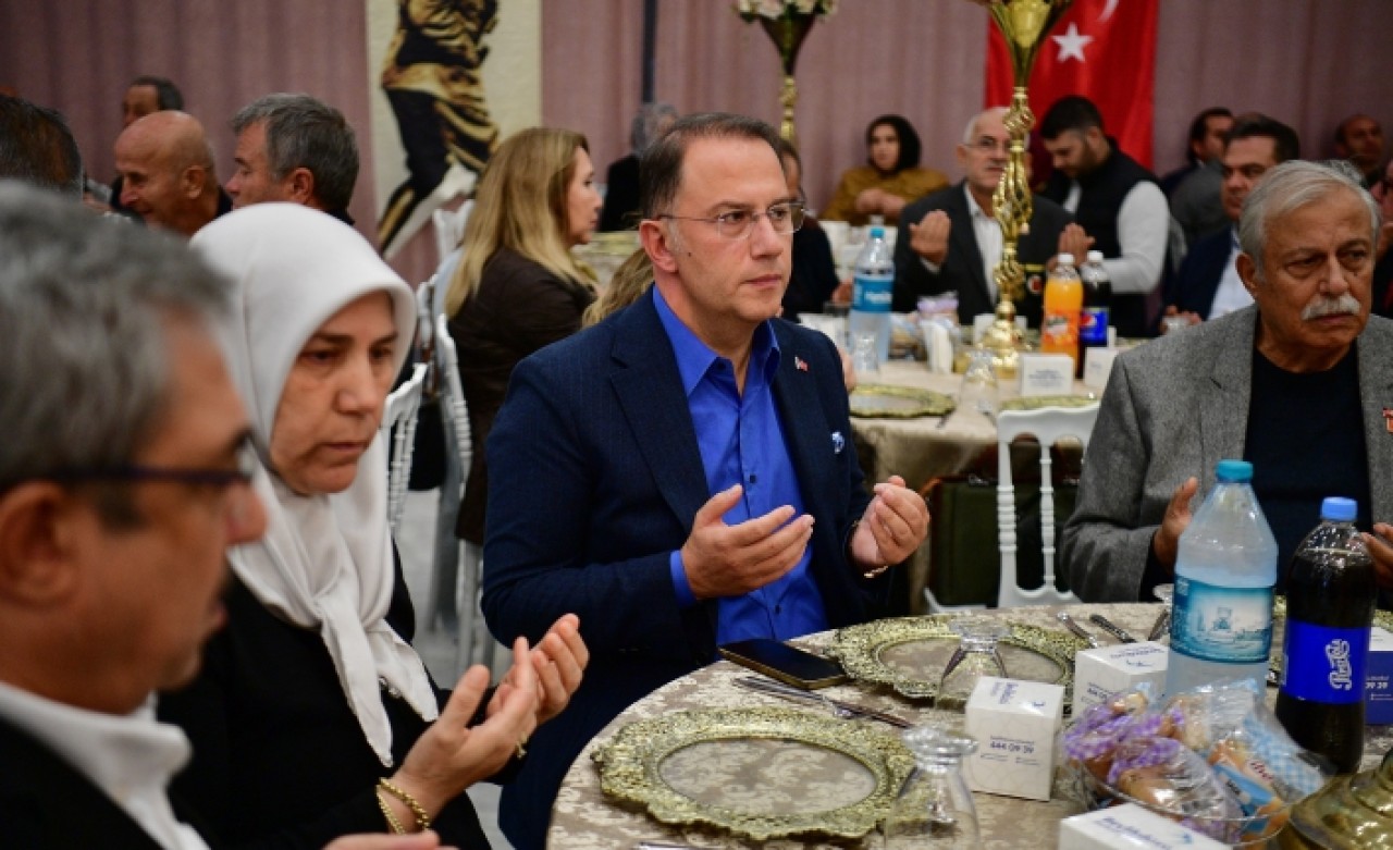 BAŞKAN ÇALIK ŞEHİT AİLELERİ VE GAZİLERLE BİR ARAYA GELDİ