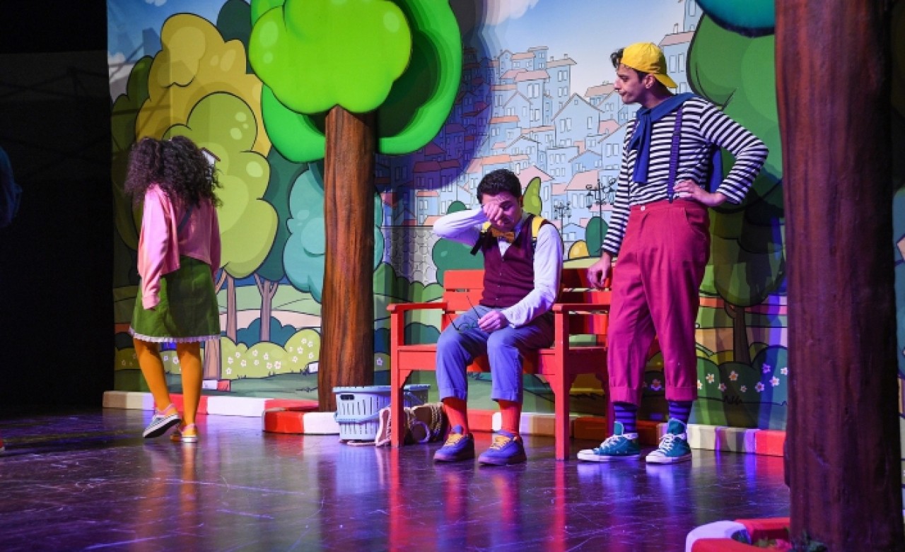 TİYATRONUN KALBİ BEYLİKDÜZÜNDE ATIYOR