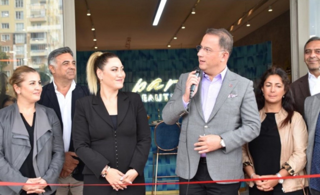 Paris güzelliği Beylikdüzünde