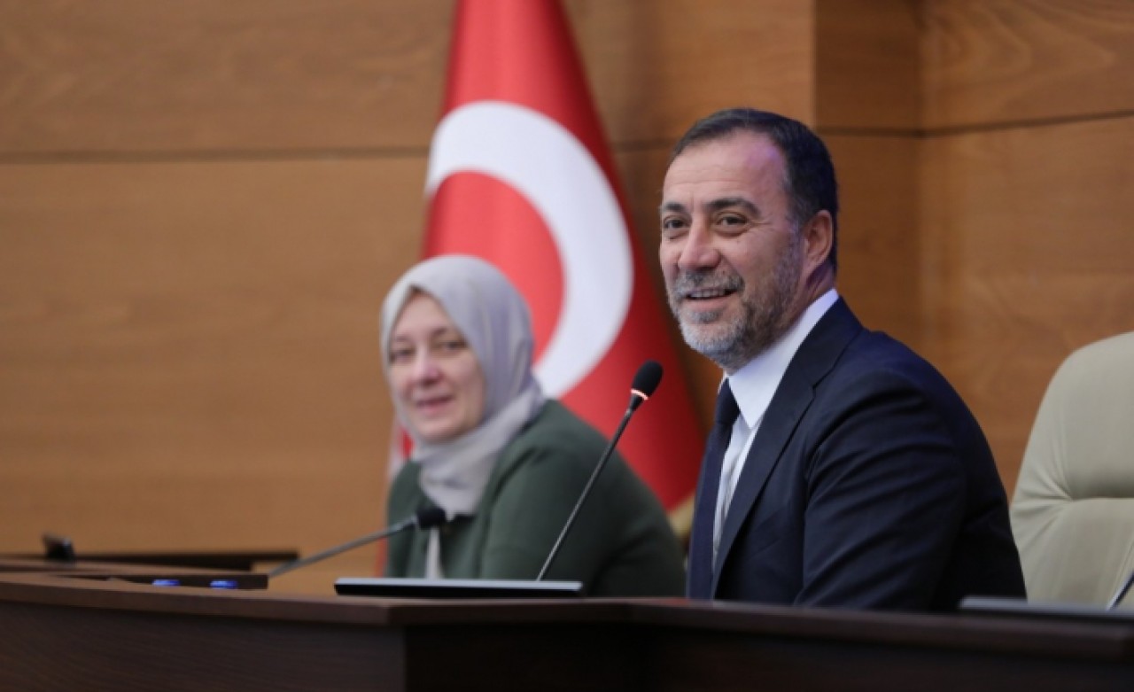 BAŞKAN YILMAZ: “SİLİVRİ’YE HİZMET ETME AŞKIMIZIN ÖNÜNE HİÇBİR ŞEY GEÇEMİYOR”