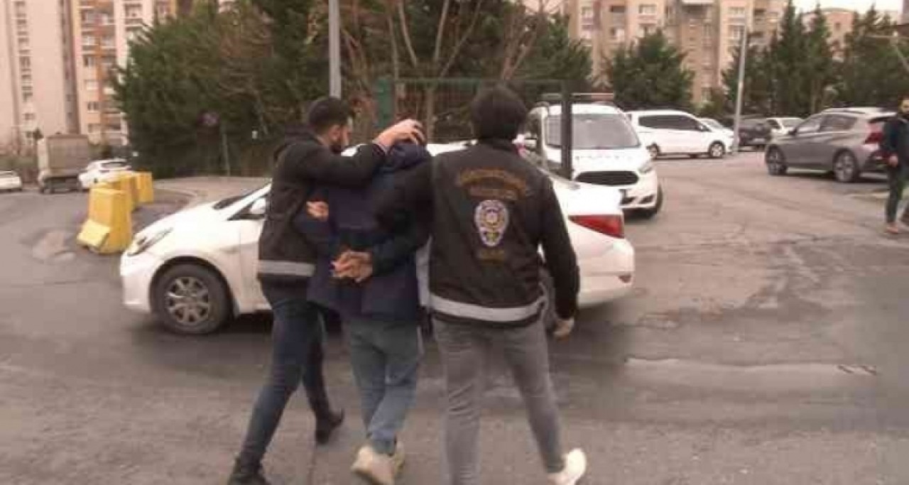 Silahlı saldırgan yakayı ele verdi