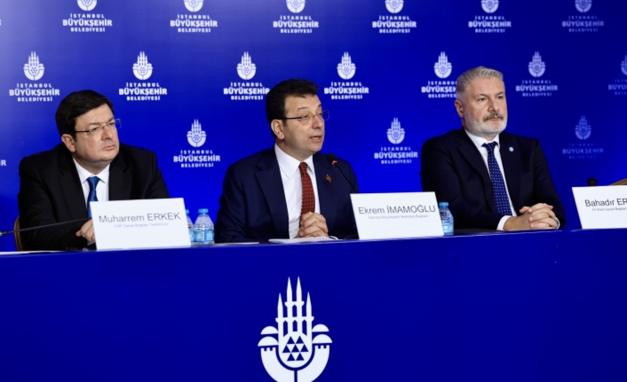 GÖK KUBBEYİ BAŞINIZA YIKARIZ