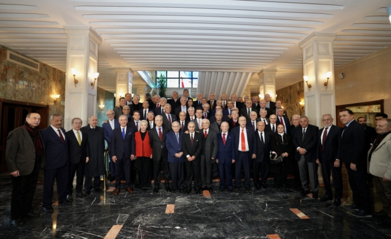 HER ŞERDE BİR HAYIR VARDIR!