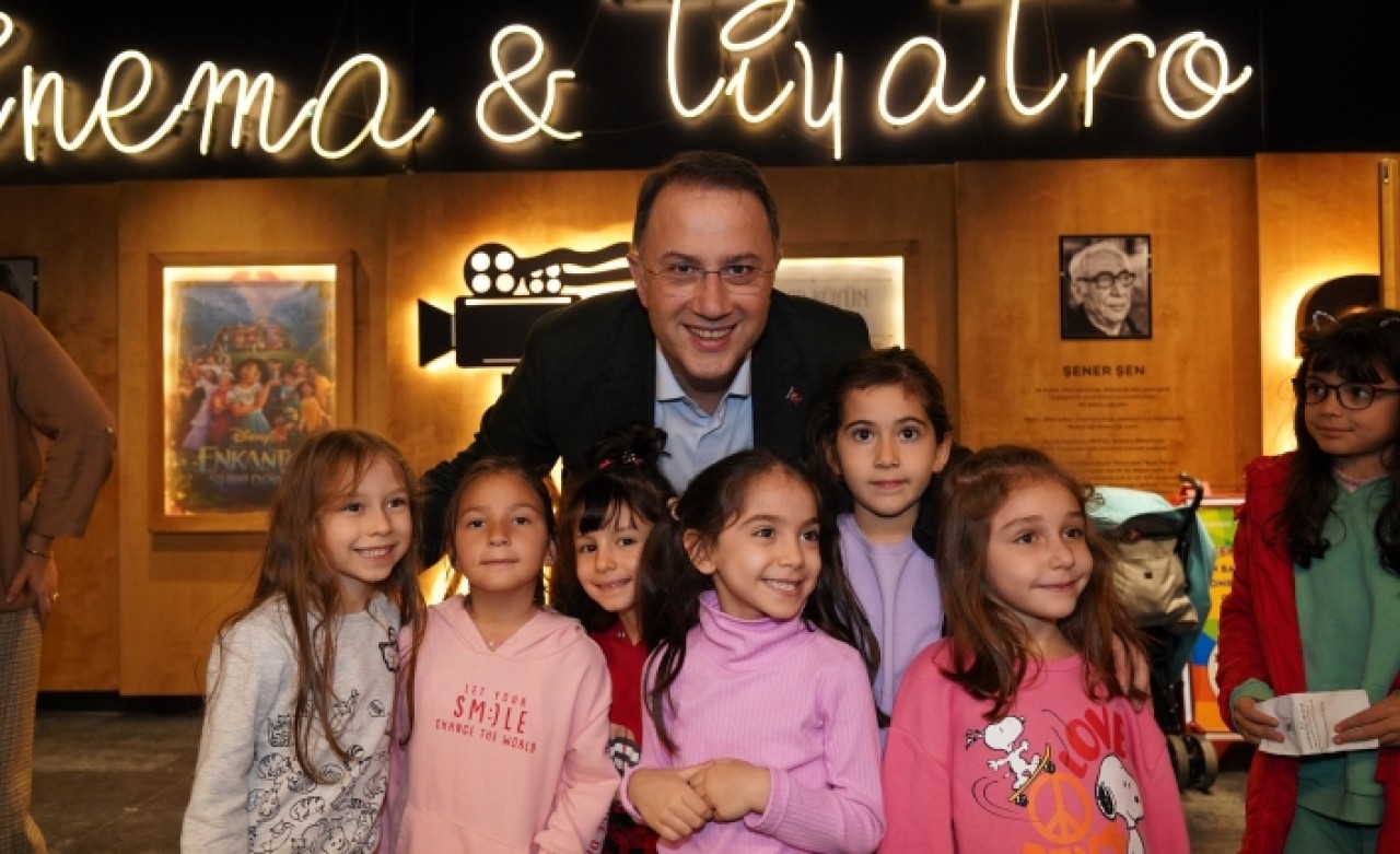 BEYLİKDÜZÜ’NDE YARIYIL ŞENLİĞİ COŞKULU BAŞLADI