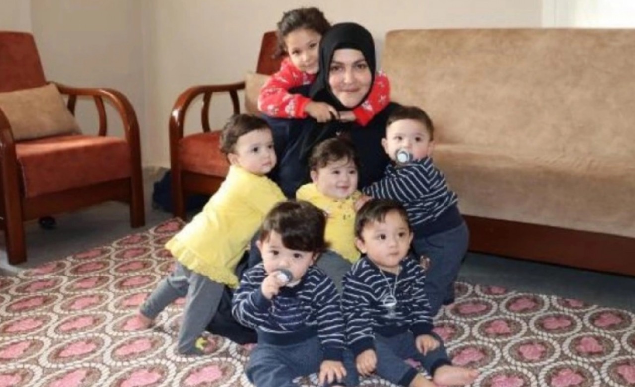 Beşizleri deprem ayırdı: Sadece bir bebek hayatta kaldı