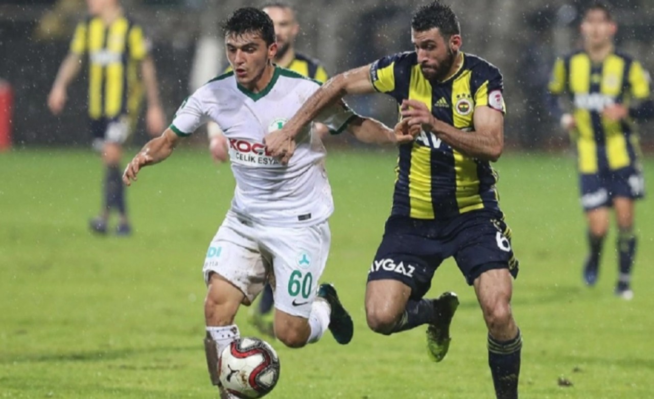 Genç futbolcu Saruhan Bolat enkaz altında kalarak vefat etti