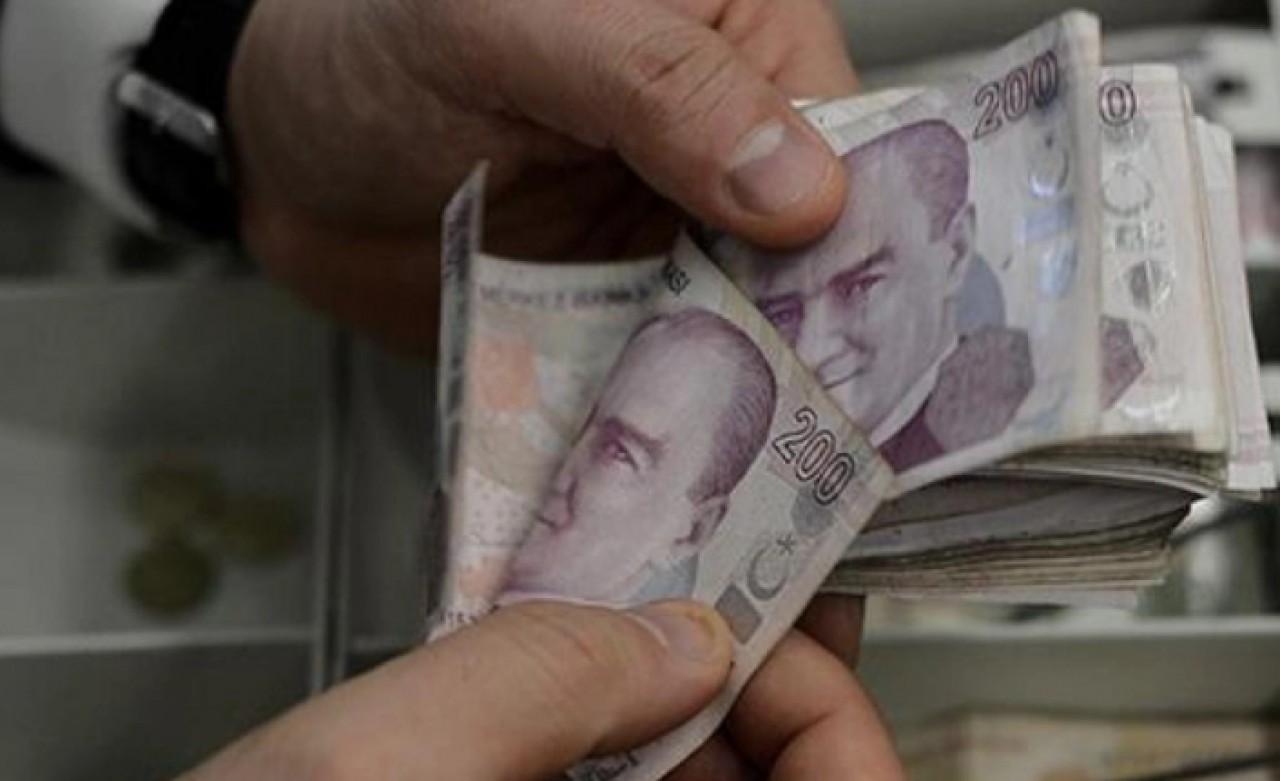 Türkiye genelinde 4 gün erken ödenecek: Memur maaşları 11 Şubatta hesaplara yatacak