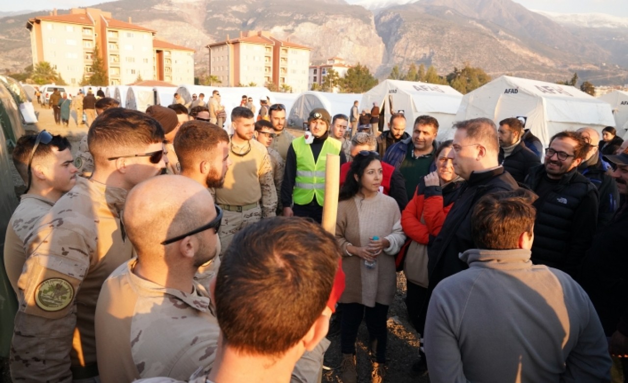 “BİZ BURADAYIZ, YARALARI BİRLİKTE SARACAĞIZ”
