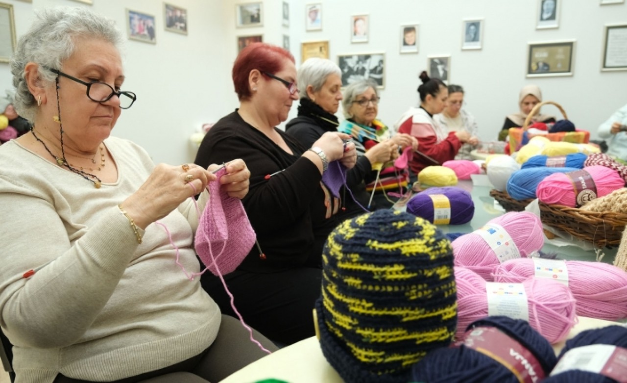 Büyükçekmeceli kadınlardan depremzedelerin yüreğini ısıtacak kampanya