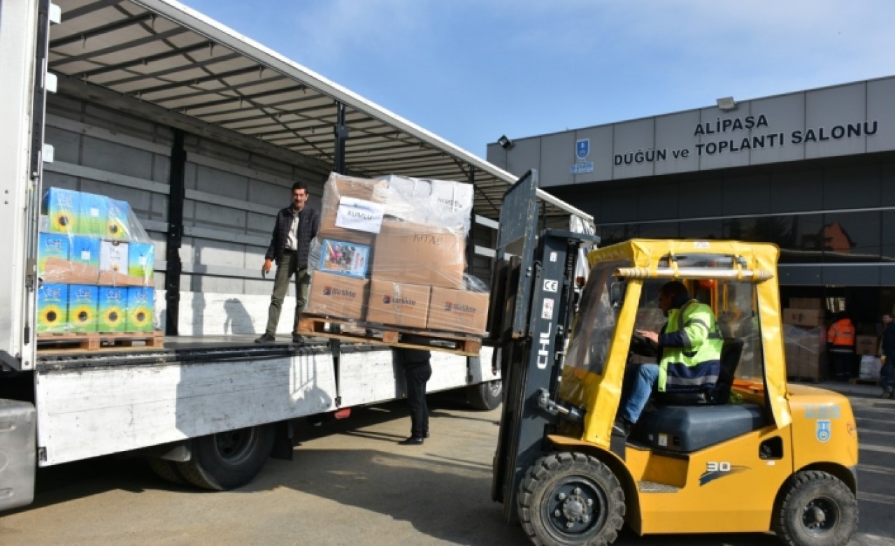 3 TIR daha yola çıktı