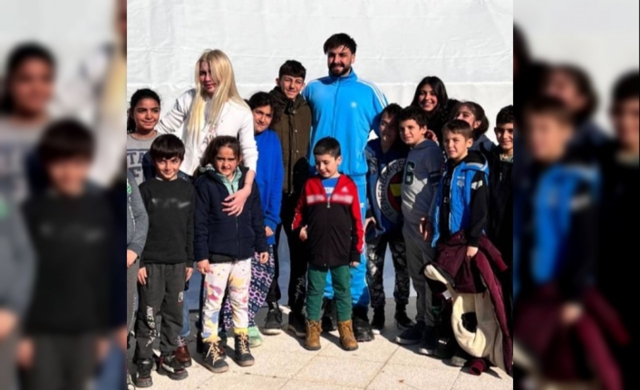 Çocuklara moral verdiler