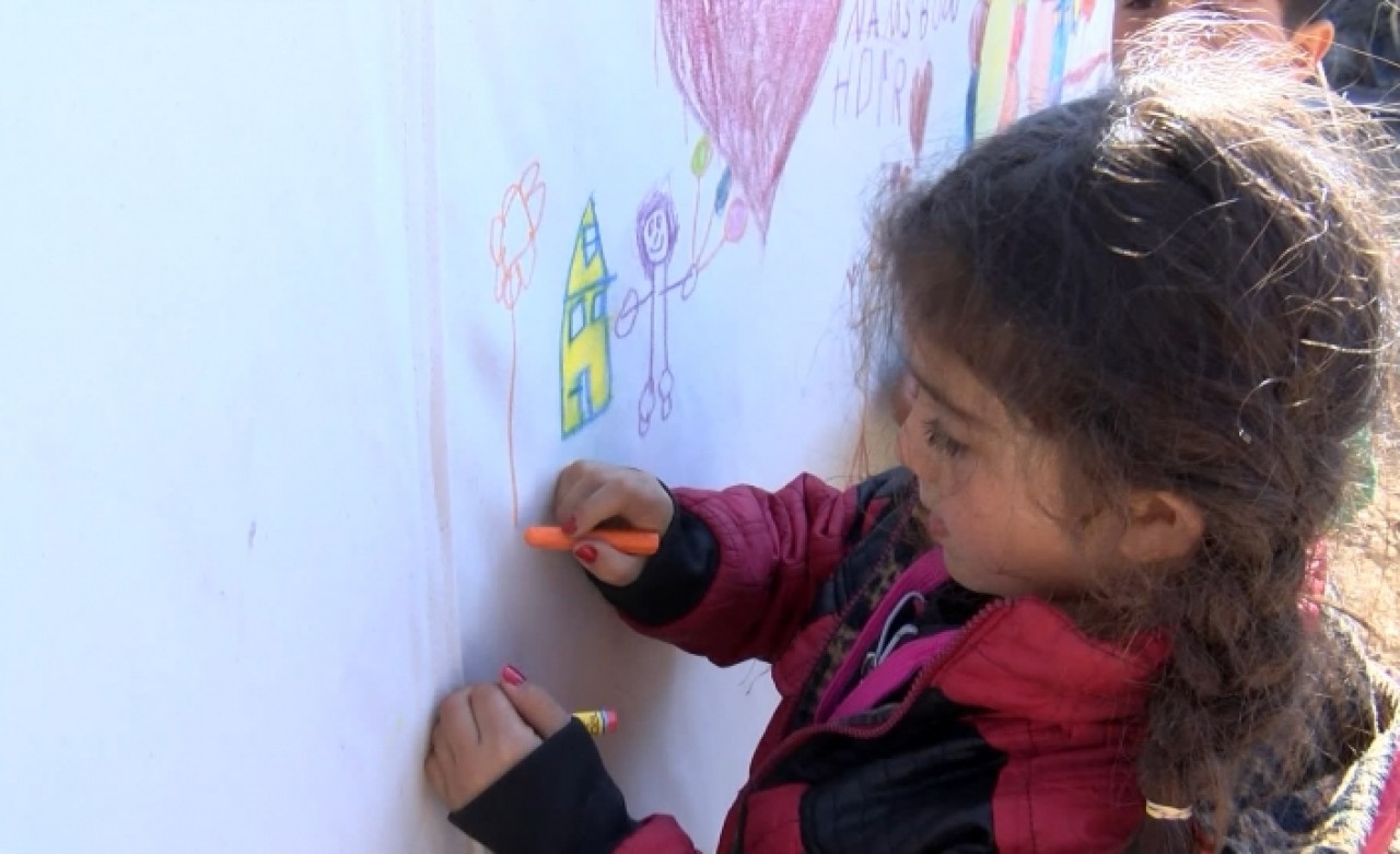 HAYALLERİNİ ÇİZDİ!