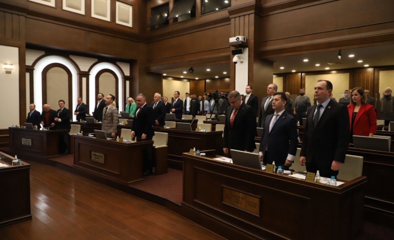 “Sizler anlatın. Bizim anlatmaktan dilimizde tüy bitti”