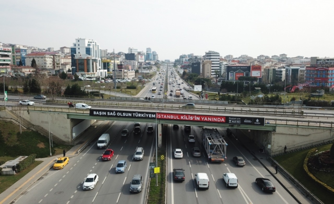 BETONUNDA MİDYE KABUKLARI ORTAYA ÇIKAN KÖPRÜ TEDİRGİN ETTİ  ÇÖKTÜ ÇÖKECEK!