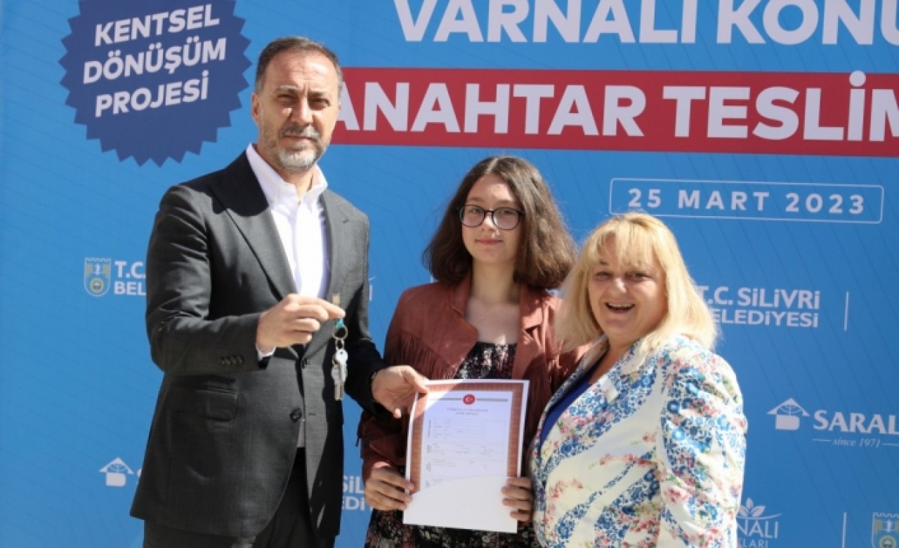 VARNALI KONUTLARINDA ANAHTAR VE TAPU TESLİM SEVİNCİ