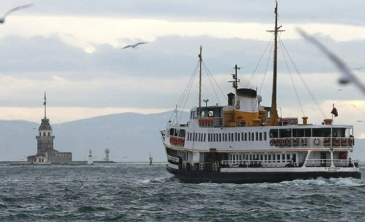 İstanbulda vapur seferlerine yağış engeli