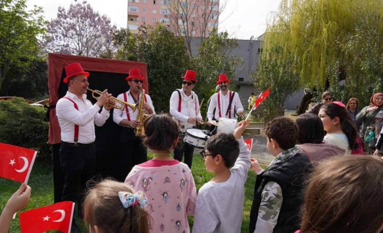 BEYLİKDÜZÜ’NDE 23 NİSAN KUTLAMALARI BAŞLADI