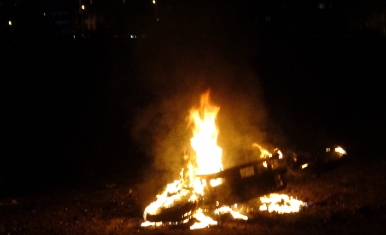 Motosiklet kül oldu