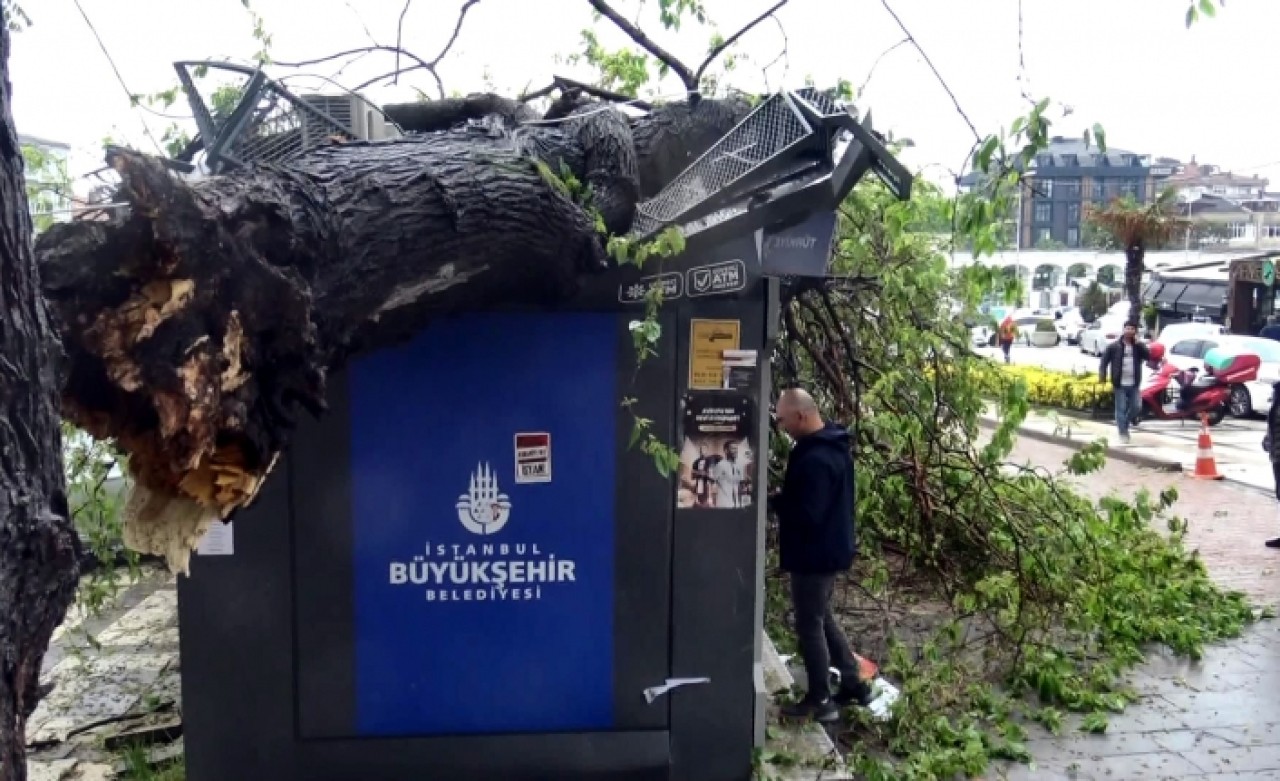 Para çekmeye devam ettiler!