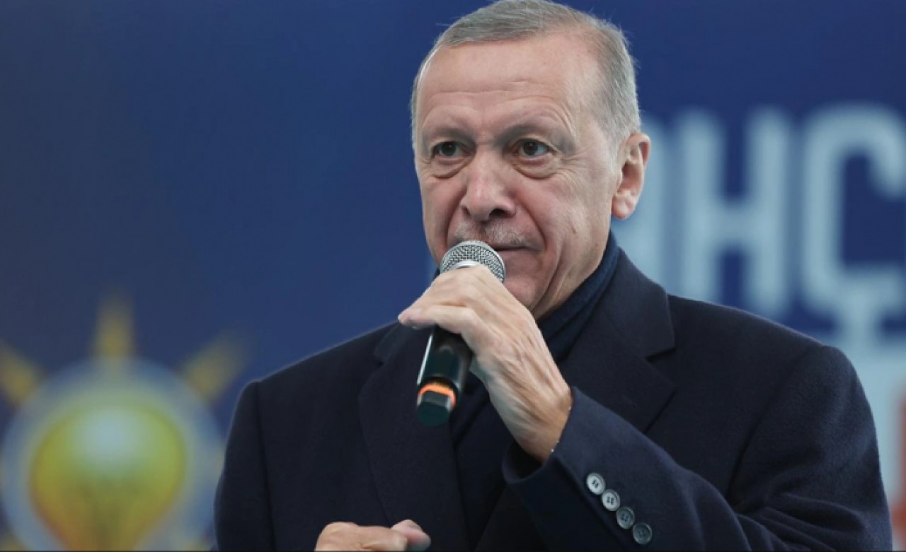 Erdoğan: Diktatörlük iddialarının tamamen safsatadan ibaret olduğunu gösterdik