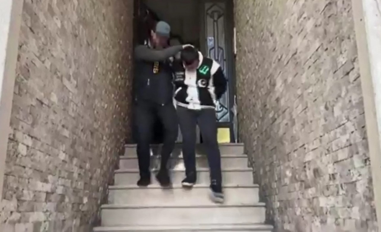 Sapıklar yakayı ele verdi