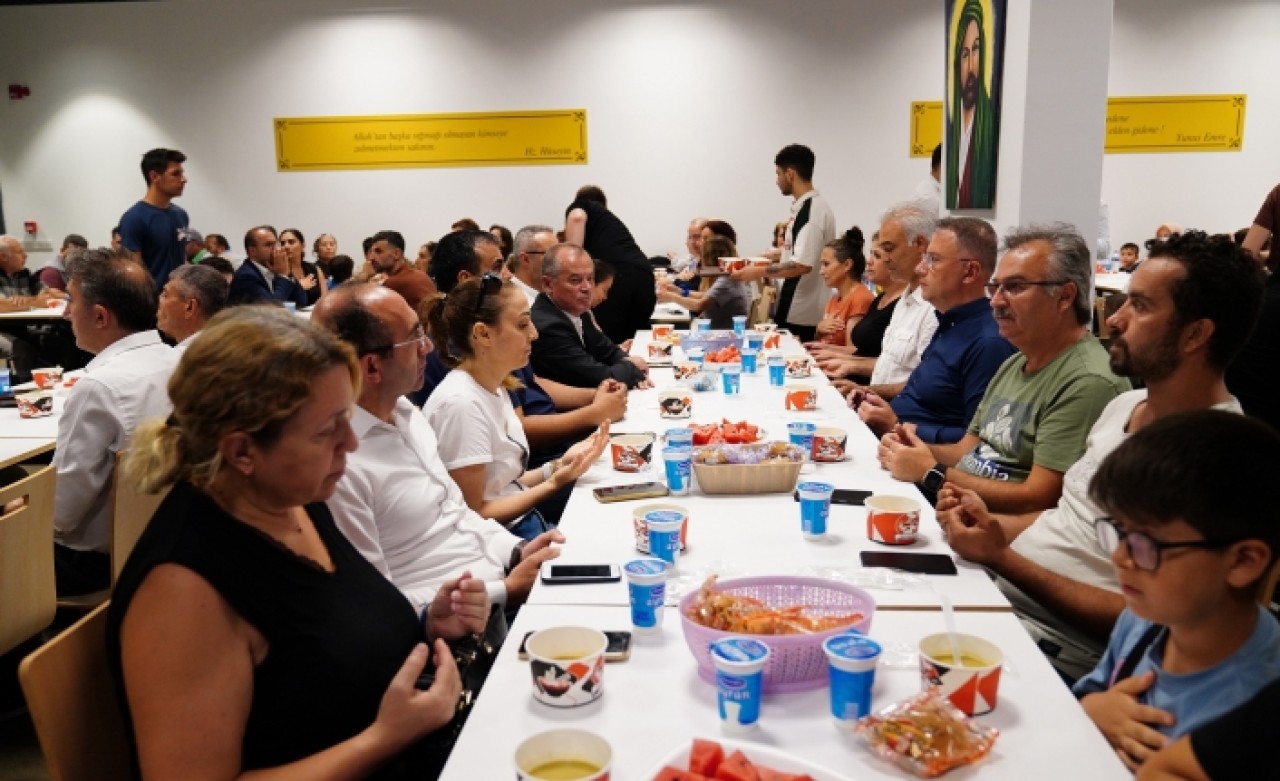 BAŞKAN ÇALIK, CANLARLA ORUÇ AÇTI