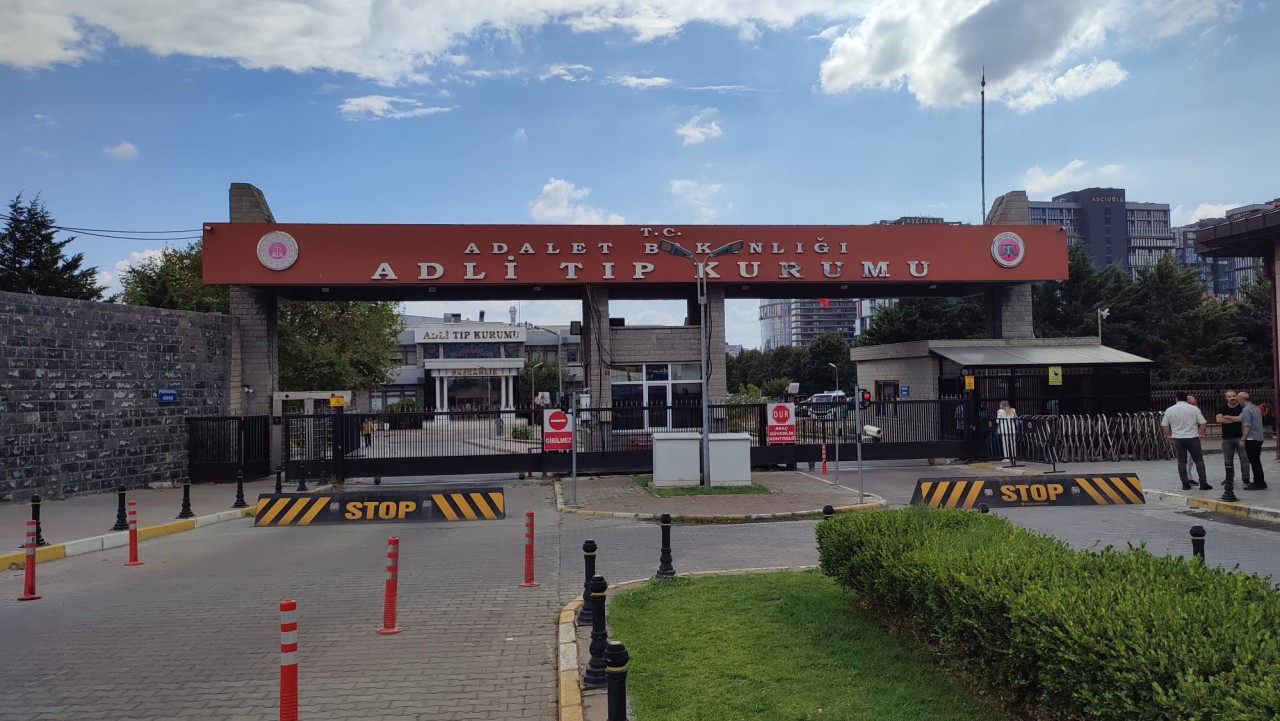 Cenazeler teslim alındı