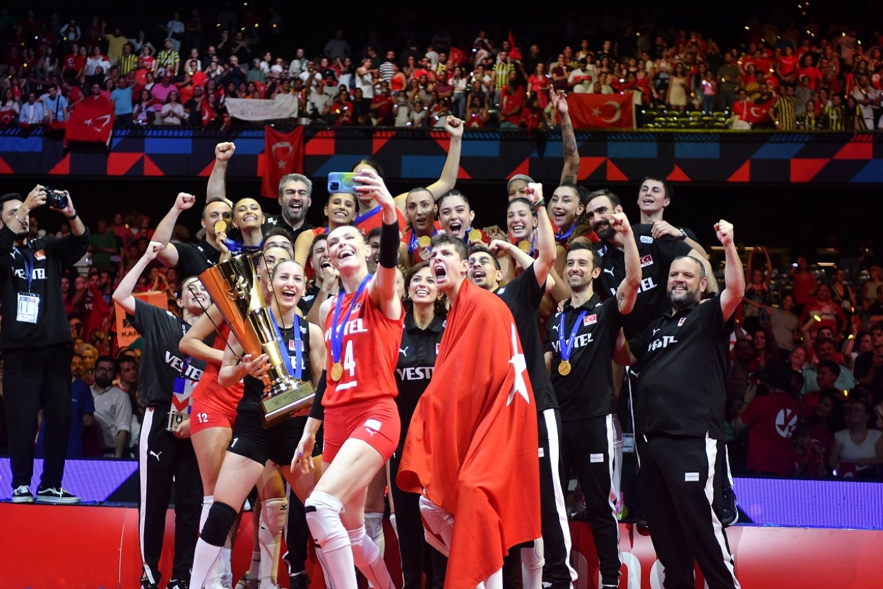 AVRUPA'YI FETHETTİK