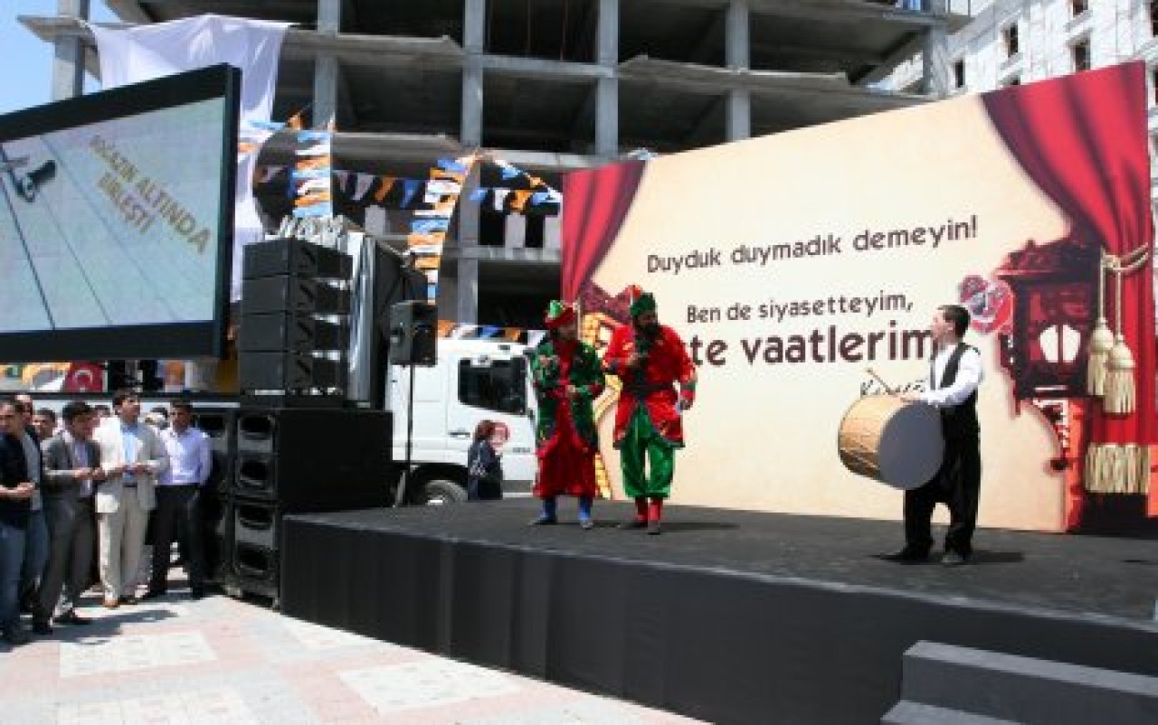 Karagözoğlu “Vay milletin haline”