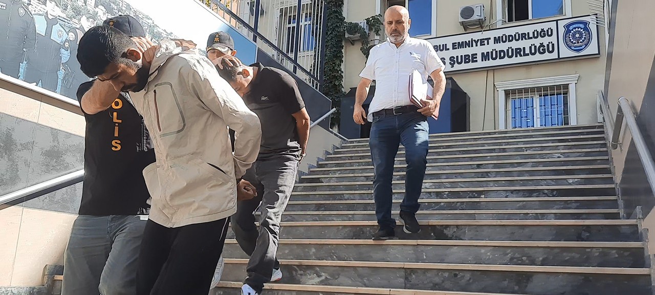 Hırsızlar yakayı ele verdi