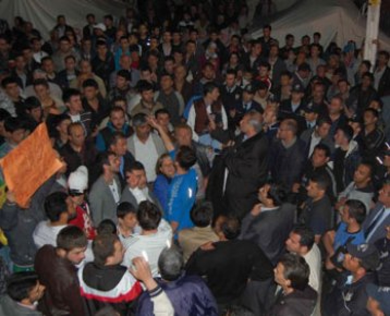 Başbakan Erdoğan'a Simav'da protesto